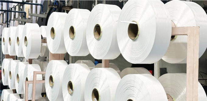 A Concise Guide to Polyester Yarn and Fiber Exploring Diverse Applications